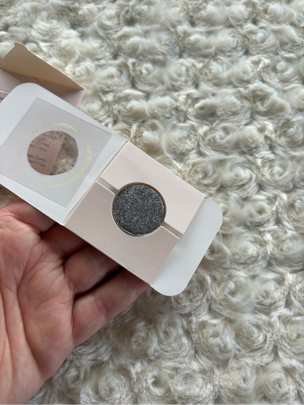 💰5/$25💰New Sydney Grace Frosted Kingdom Shimmer Eyeshadow